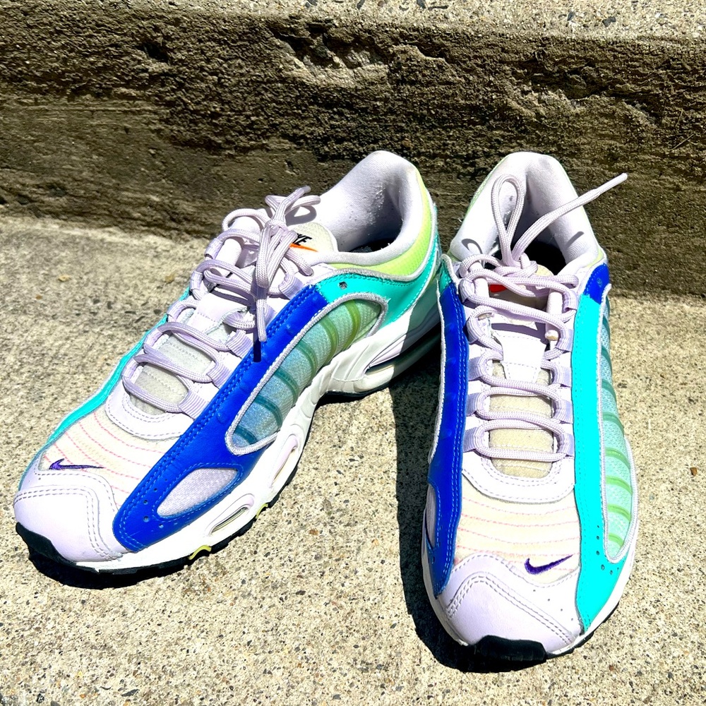 Nike Women's Air Max Tailwind 4 - Bubble Pack (SIZE:9)